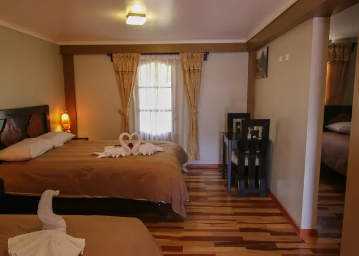 Tunupa Hotel 2*
