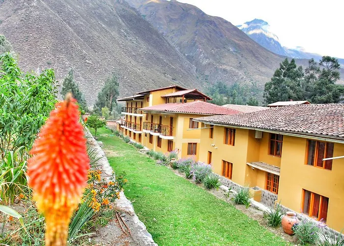 Hotel Tunupa 2*
